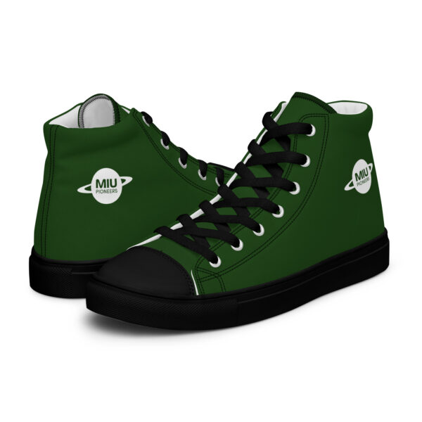 Women’s high top canvas shoes