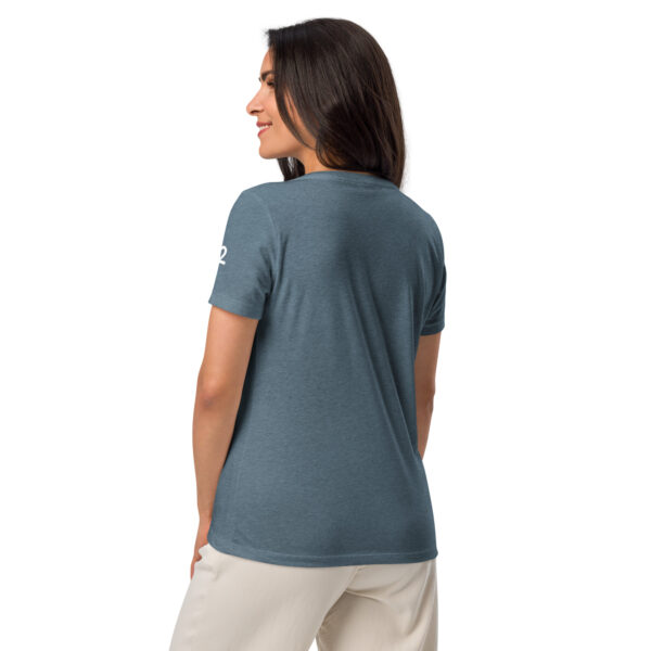 La Antilla '72 Women’s relaxed v-neck t-shirt - Image 12